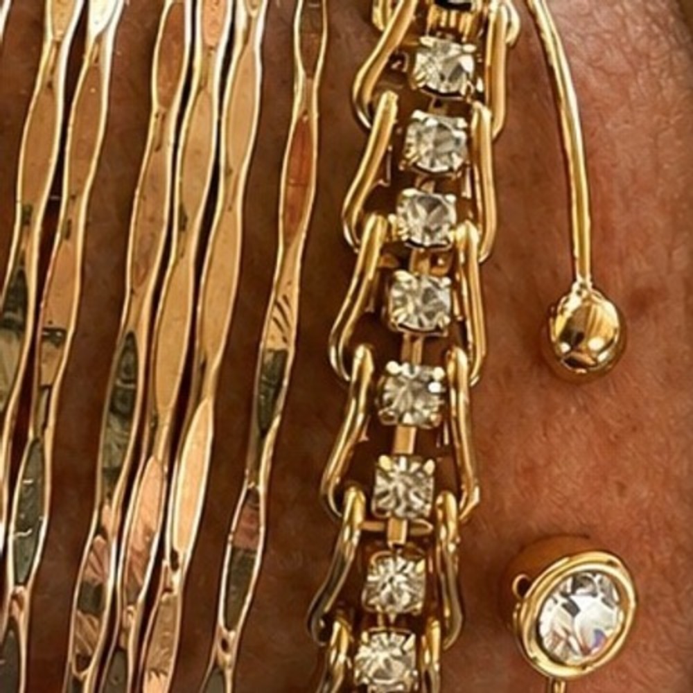 Stackable Bangle Bracelet Set 8 Piece Glam Layered Crystals Gold Tones - Picture 6 of 7